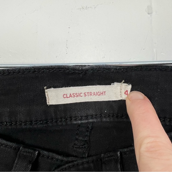 Levi's Classic Straight Jeans Size 4 Black Stretch - Picture 2 of 4